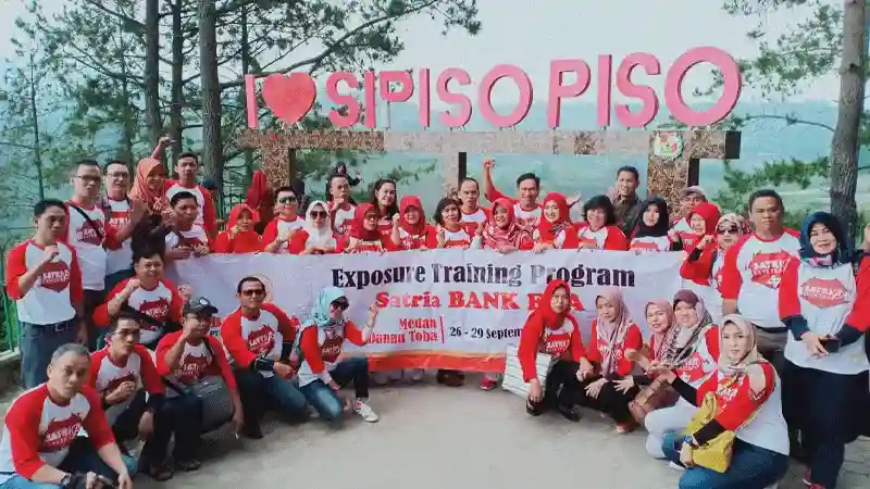 Paket Wisata Medan 4 Hari 3 Malam (Tour Danau Toba 4D3N)