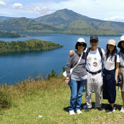 tour danau toba taman simalem resort